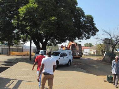AfricaDemolitionGallery01-82-th.jpg